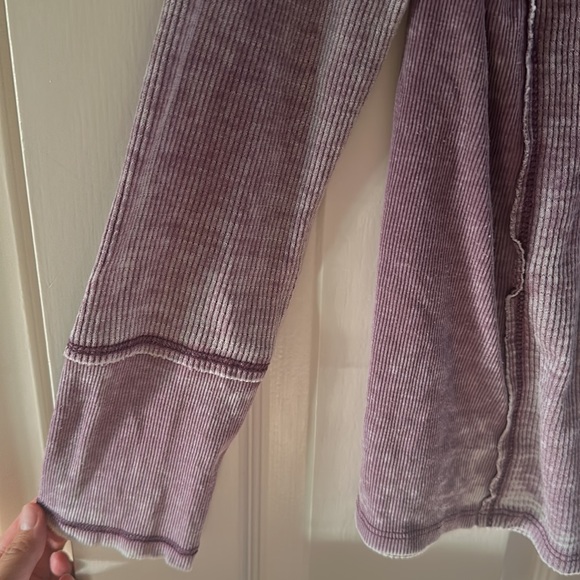 Treasure and Bond Women’s Henley - Picture 4 of 5